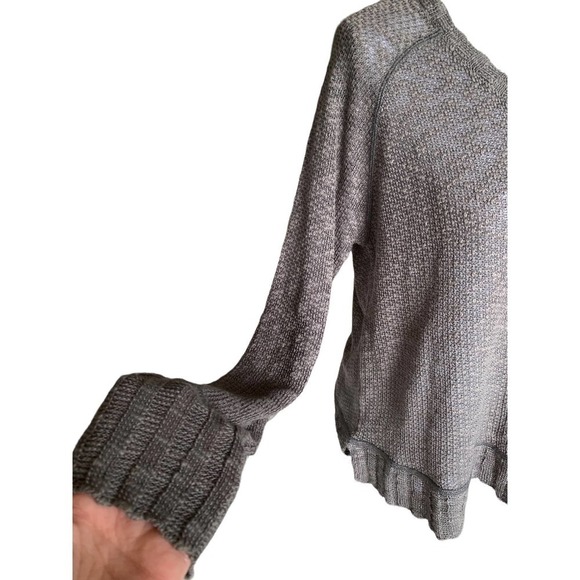 Ripcurl Lightweight Sweater Size Small Long Sleeve Semi Sheer Grays with Brown - Picture 5 of 11
